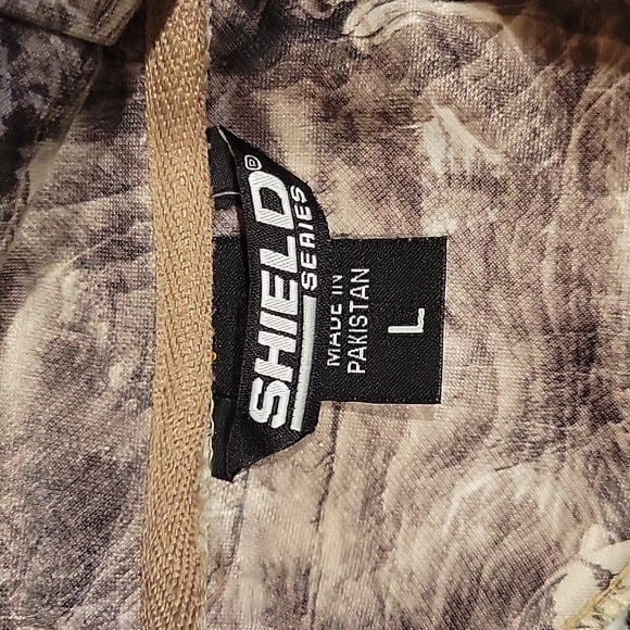 Mens Shield Sweatshirt - Picture 3 of 3